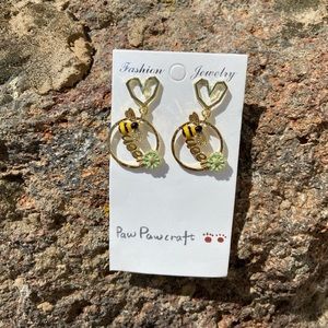 Bee Lover Earring